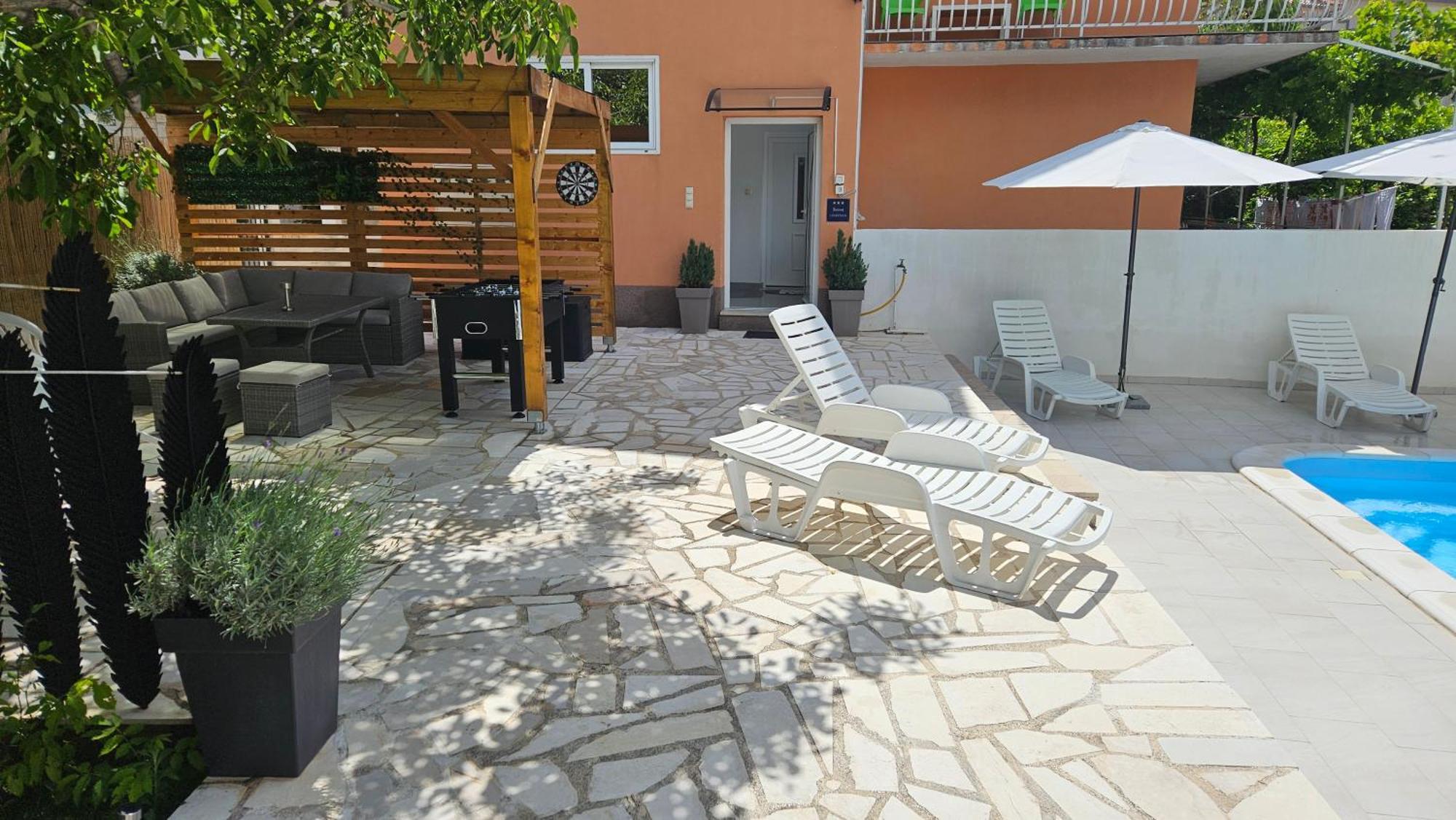 Apartamento Mia With Pool1 *